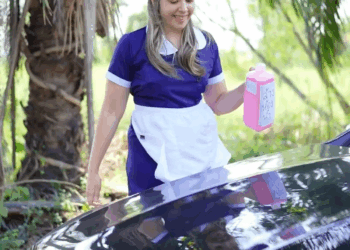 [หนังเต็มเรื่อง] 437H0805 E สาวใช้ฝรั่งเทน้ำยาล้างส้วมใส่รถหรู แต่เจ้านายกลับขอแต่งงาน