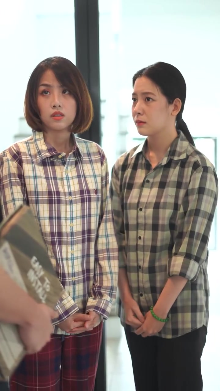 [หนังเต็มเรื่อง] 436H0825 R คนรวยแต่งตัวแบบนี้เหรอ