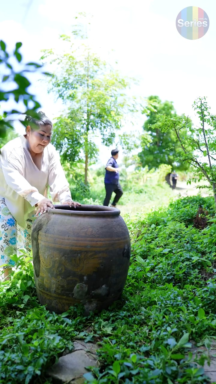 [หนังเต็มเรื่อง] 486H0815 E สามีภรรยาคู่นี้ลงโอ่งเพื่อหนีคดี แต่โชคไม่ดีโอ่งนี้อยู่ในบ้านของสารวัตร
