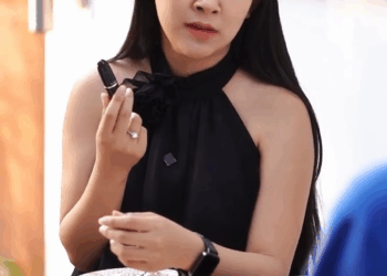 [หนังเต็มเรื่อง] 708H0805 R เมียโทรมๆหรือจะสู้สาวสวยอย่างฉัน