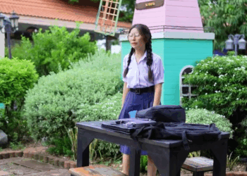 [หนังเต็มเรื่อง] 741H0815 E นักเรียน 1 ใน 3 คนนี้ กำลังจะเป็นแม่คน และไม่คิดเลยว่าพ่อเด็ก