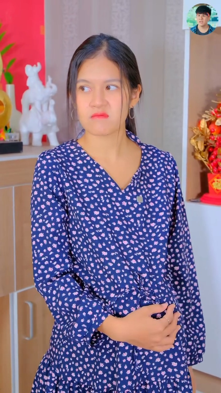 [หนังเต็มเรื่อง] 700H0805 Q อีกคนไม่ได้ท้องจริงส่วนอีกคนก็เป็นหัวขโมย