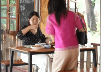 [หนังเต็มเรื่อง] 515H0825 S เพื่อนดีๆแบบจีรักษๅไว้ให้ดีนะ