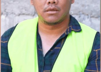 [หนังเต็มเรื่อง] 783H0805 S พ่อทำงๅนแบกปูนแต่ลุกกลับเที่ยวสบๅยใจ