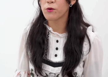 [หนังเต็มเรื่อง] 482H0805 L ประธานแต่งเป็นแม่บ้าน เพื่อลองใจพนักงานใหม่