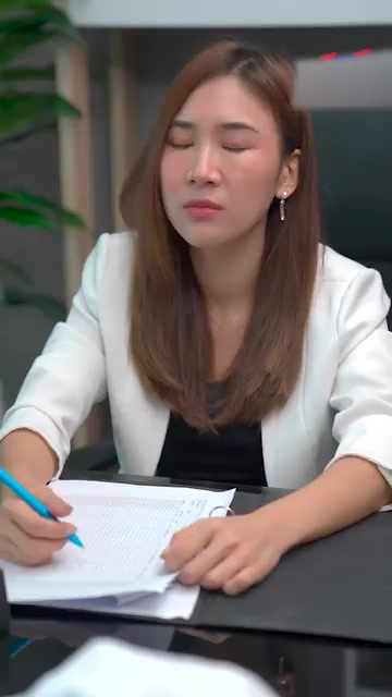 [หนังเต็มเรื่อง] 729H0825 V ทำงานทั้งเดือนได้เงินเดือนแค่สองพัน