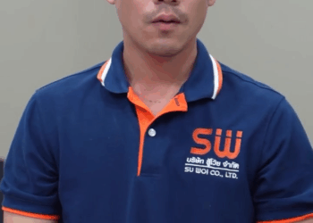 [หนังเต็มเรื่อง] 483H0805 L ประธานปลอมตัวเป็นพนักงาน แต่กลับเจอสิ่งนี้