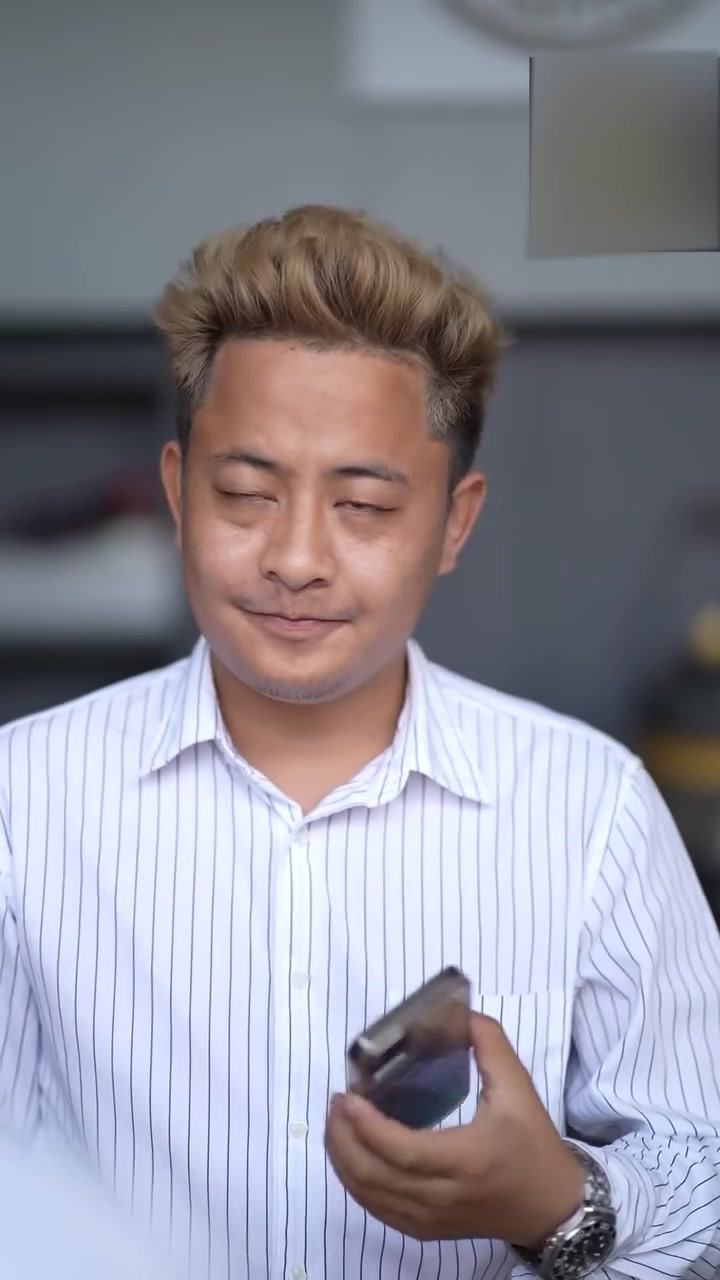 [หนังเต็มเรื่อง] 721H0825 V งั้นเราลองมายืมเงินเพื่อนแข่งกันไหมว่าใครจะได้ก่อน