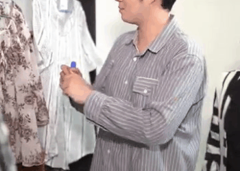 [หนังเต็มเรื่อง] 544H0815 T ลูกกตัญญูอยากซื้อเสื้อให้แม่สักตัว