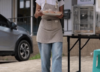 [หนังเต็มเรื่อง] 502H0805 B เป็นแค่ร้านธรรมดา แต่ลูกค้าเยอะกว่าร้านหรู