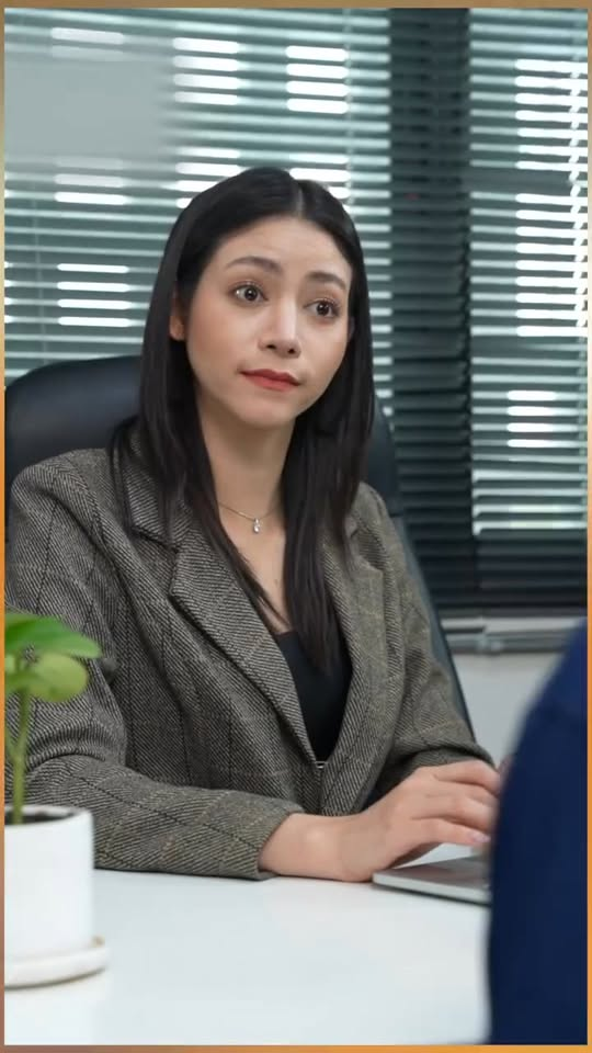 [หนังเต็มเรื่อง] 552H0825 S ทำไมยอดขายถึงได้ตกได้ขนาดนี้