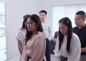 [หนังเต็มเรื่อง] 666H0815 W คนบ้าอำนาจ เอาตัวเองเป็นใหญ่ แม้กระทั่งประธานบริษัทก็ไม่เว้น พี่ผิงพูดอะไรกับคิตตี้ ใครทายถูกมีรางว