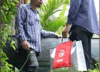 [หนังเต็มเรื่อง] 572H0825 S พี่น้องอะไรแย่งบ่อปลาที่พ่อทิ้งไว้ให้