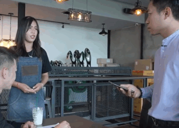 [หนังเต็มเรื่อง] 658H0815 W โทรศัพท์แบตหมด ไม่พกเงิuสด นี่ร้านอาหารไม่ใช่โรงทาน หนังสั้น ละครคุณธรรม เรื่องนี้ต้องดู