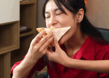 [หนังเต็มเรื่อง] 546H0805 B สั่งให้จ่าย 500 สุดท้ายจ่ายคืนเป็นล้าน