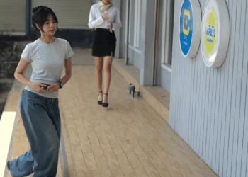 [หนังเต็มเรื่อง] 548H0805 B หลอกขายของให้ลูกค้า โดยไม่รู้ว่าเธอคือเจ้าของร้าน