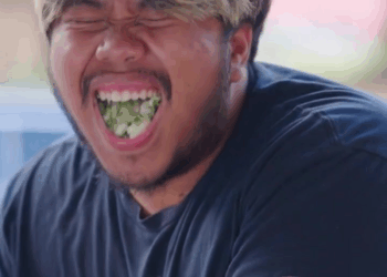 [หนังเต็มเรื่อง] 592H0815 U พนักงานสุดกวนกับค่าอาหารสุดแพง