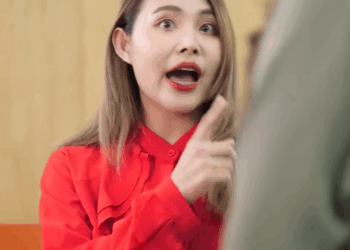 [หนังเต็มเรื่อง] 563H0805 F ใครอย่าแต่งหน้ามาทำงาน จะไม่มีใครดูเด่นกว่าผู้จัดการ