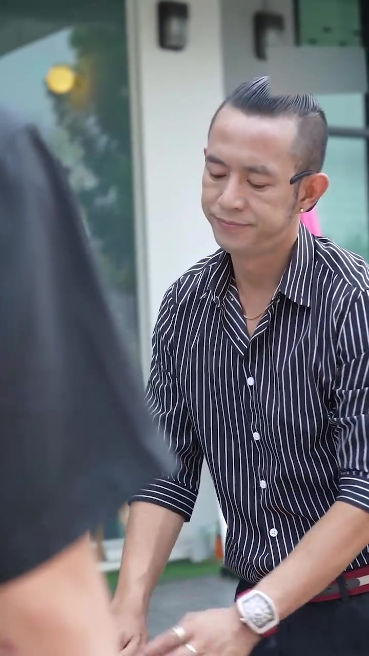 [หนังเต็มเรื่อง] 606H0815 V เรื่องมารยาทยังต้องให้เด็กอย่างแกมาสอนพี่ฟู่ด้วยเหรอ