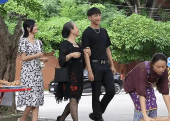 [หนังเต็มเรื่อง] 609H0815 V แม่ไม่ชอบแฟนเรา