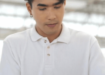 [หนังเต็มเรื่อง] 572H0805 F กุ้งยัดหิน 3 ตัวโล แอบใส่หินไว้ในแก้มกุ้ง