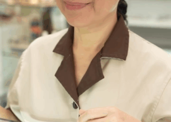 [หนังเต็มเรื่อง] 610H0815 V แม่ท่านประทานปลอมตัวเป็นแม่บ้าน