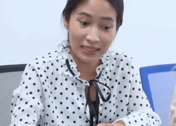 [หนังเต็มเรื่อง] 671H0815 W คุณกล้าเถียงผมหรอ ผมสั่งอะไรก็ต้องทำตาม