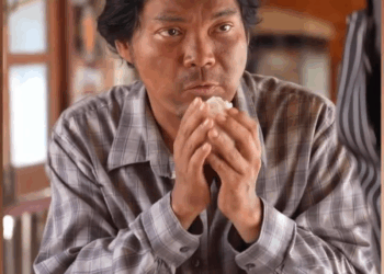 [หนังเต็มเรื่อง] 794H0805 S หน้ๅต้องด้านแค่ไหนถึงมากินข้าวของคนอื่น