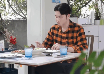 [หนังเต็มเรื่อง] 750H0805 R อยากได้โทรศัพท์ของคนอื่นมันไม่ง่ายหรอกนะ