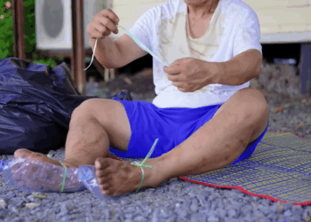 [หนังเต็มเรื่อง] 462H0815 E รองเท้าขวดพลาสติกคู่นี้ ทำชีวิตเขาเปลี่ยนไปตลอดกาล