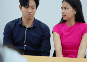 [หนังเต็มเรื่อง] 466H0815 E รีบเอาดินกลบฉันเร็ว แม่กำลังจะมาแล้ว อย่าปริปากบอกความลับล่ะ