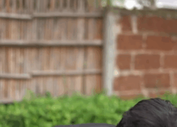 [หนังเต็มเรื่อง] 427H0825 R ใครเอาลิปสติกมาเขียนที่รถฉัน