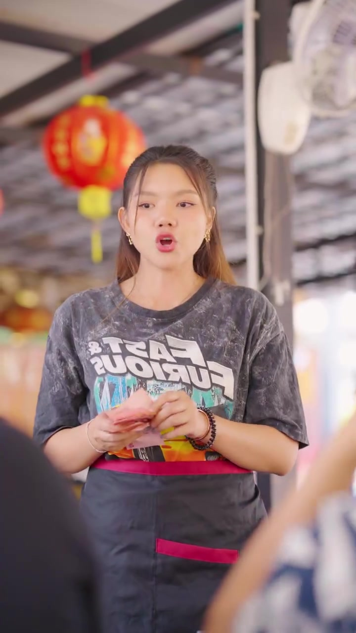 [หนังเต็มเรื่อง] 778H0825 AA ชวนเจ้าของร้านเล่นเกมจนหมดตัว