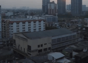 [หนังเต็มเรื่อง] 761H0815 Y แอนต้องเป็นหนอนบ่อนไส้บริษัทเราแน่ๆ