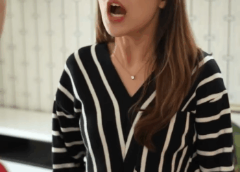 [หนังเต็มเรื่อง] 760H0815 Y แม่ที่เอาแต่พูดให้หนูรู้สึกแย่