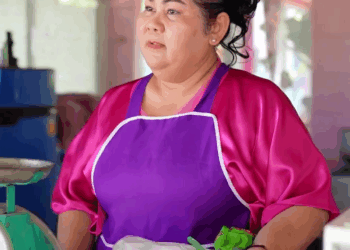 [หนังเต็มเรื่อง] 477H0815 E วิธีปล่อยข้าวเน่าจากร้าน ต่อให้เก่าก็มีคนอยากได้ แต่ลูกค้าไม่ได้โง่ทุกคนนะ